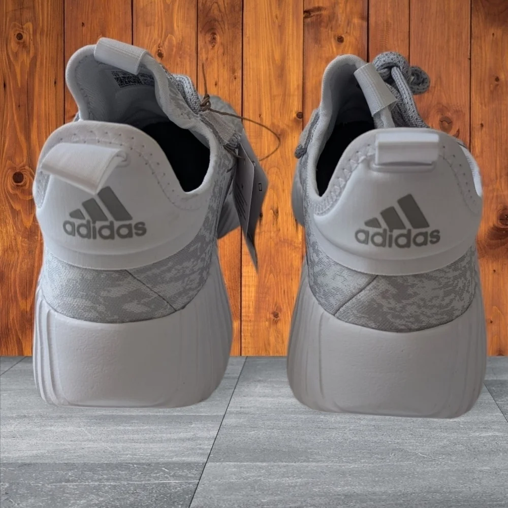 Adidas Men's Athleisure Kaptir 3.0 Sneaker Size 11